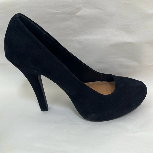 Qupid Suede Heels - Picture 5 of 7